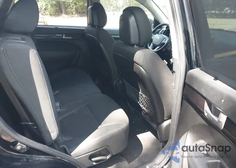 2014 Kia Sorento Lx z USA, uszkodzony, nr VIN 5XYKTDA63EG541202